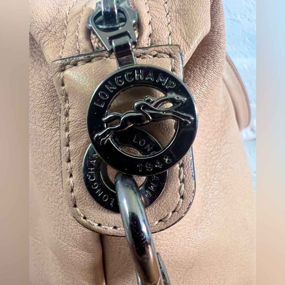 Longchamp Beige Leather Shoulder Bag - Picture 5 of 15